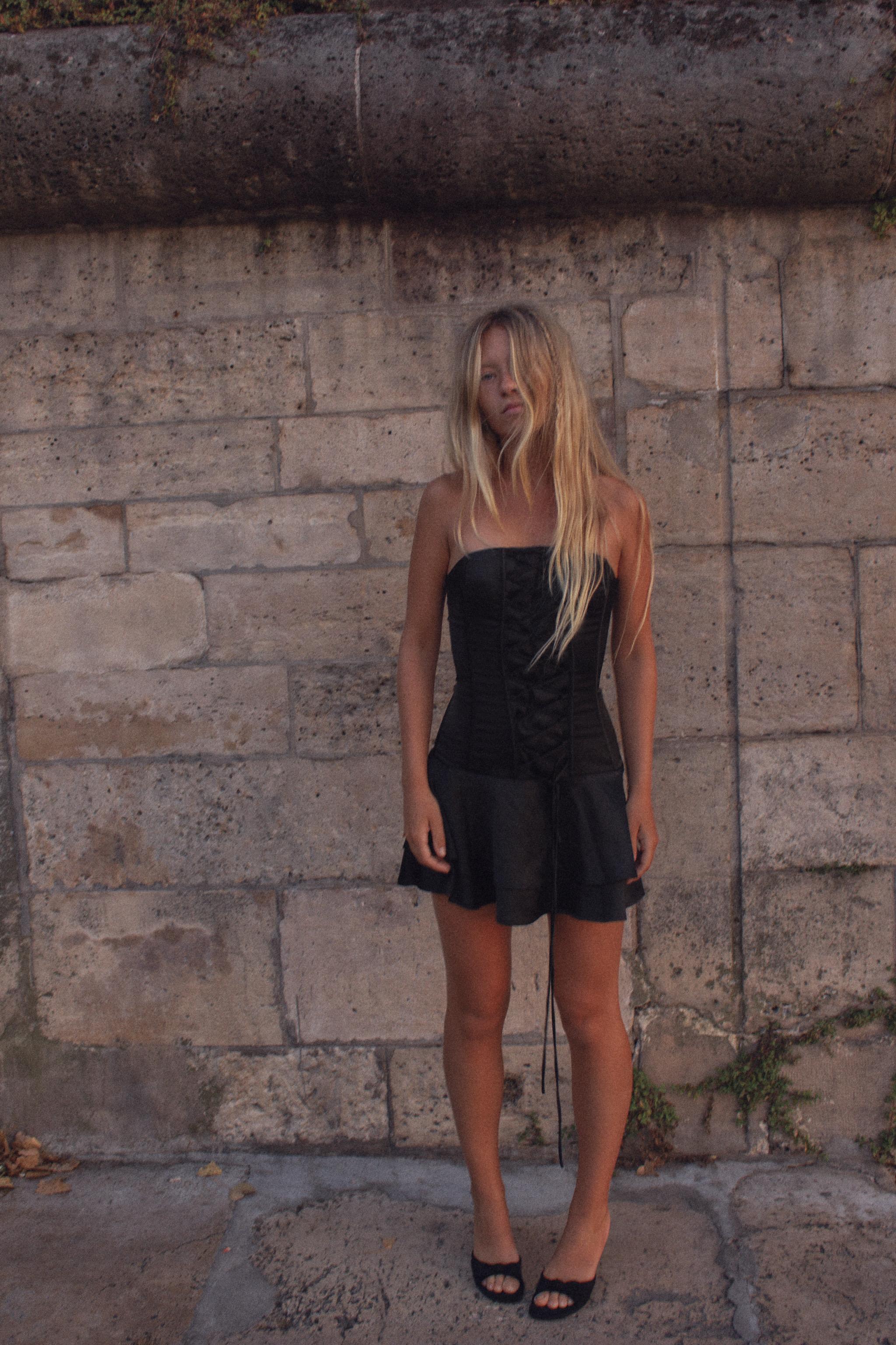 RUFFLED CORSET MINI DRESS